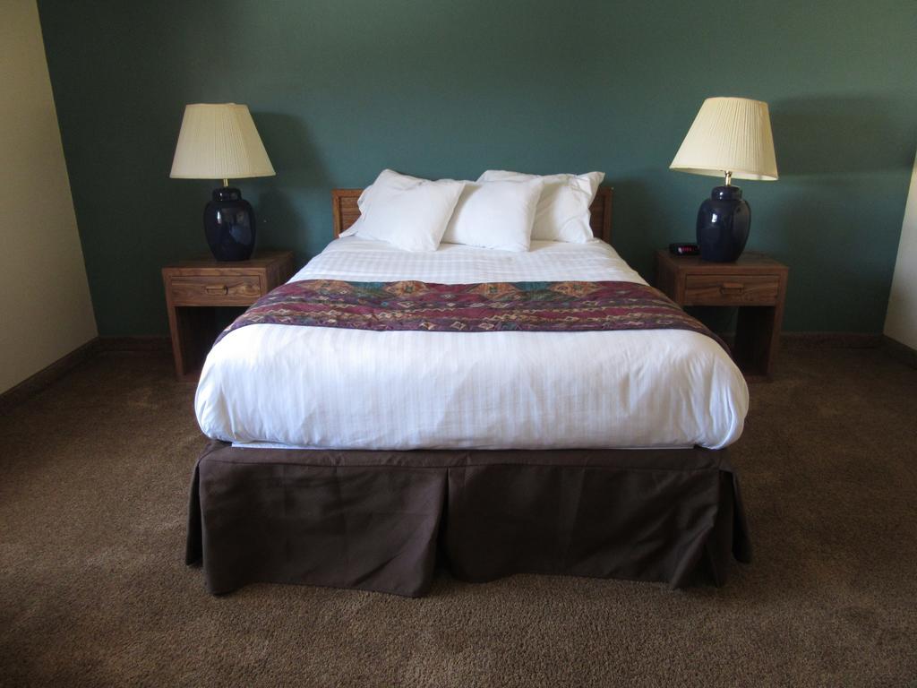 Al'S Westward Ho Motel West Yellowstone Buitenkant foto