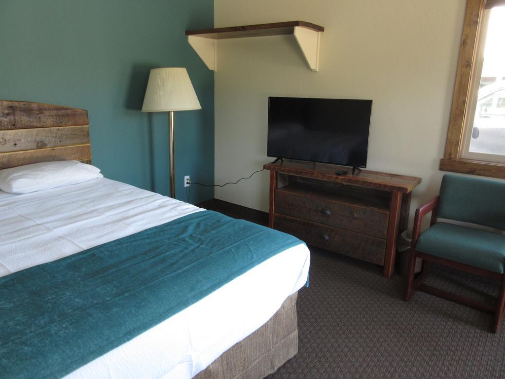 Al'S Westward Ho Motel West Yellowstone Buitenkant foto